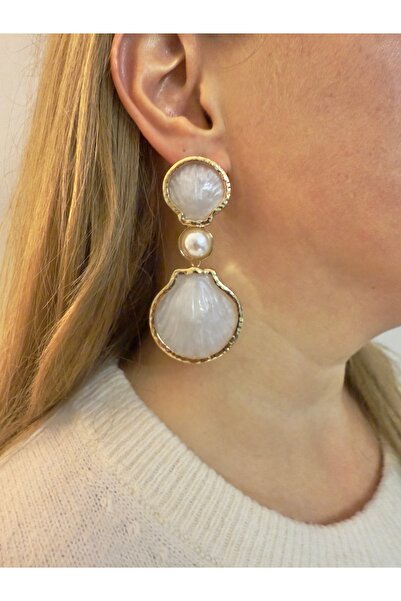Snartun Shell Earrings with Gold and Pearl Detail – Elegant Women's Jewelry | Special Boxed