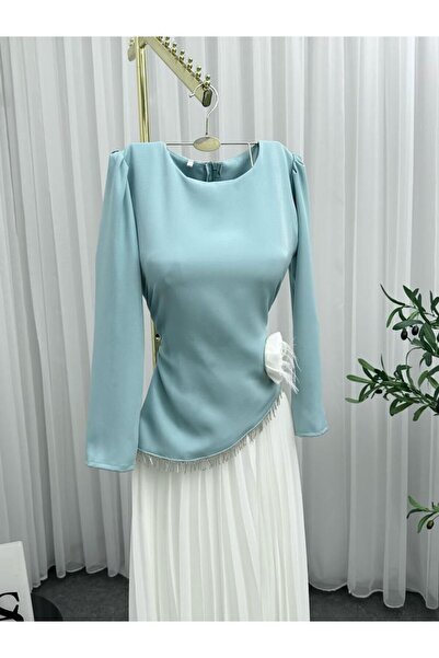 NARCISSUS FASHION Evening dress with a pleated skirt