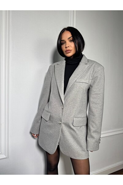 CC STORE SOPHIE jacket, with classic lapel and versatile oversized cut