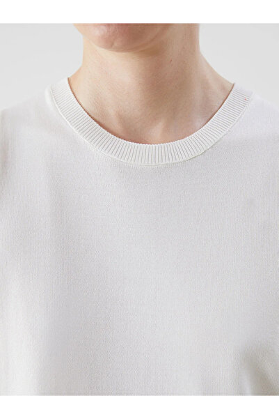 LC Waikiki Lcw comfort ecru crew neck women's knit sweater