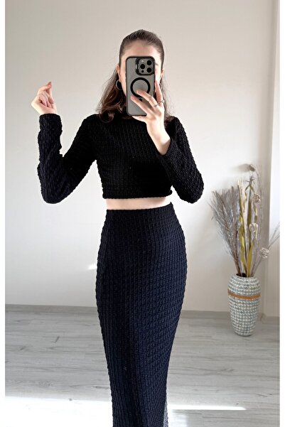 Aspendia Women's Seersucker Crop & Slit Skirt Mock Neck Sets