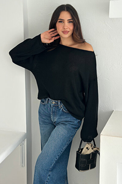 Noa Noa Women's Off-Shoulder Loose Knit Sweater – Soft Elegance