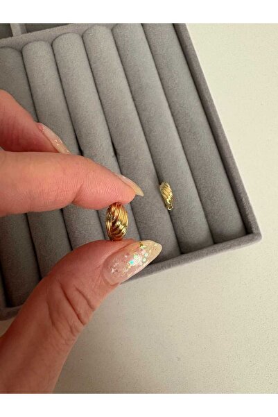 xUPING Altın Kaplama Küçük Burgu Model Küpe Kararmaz 14K Rengindedir