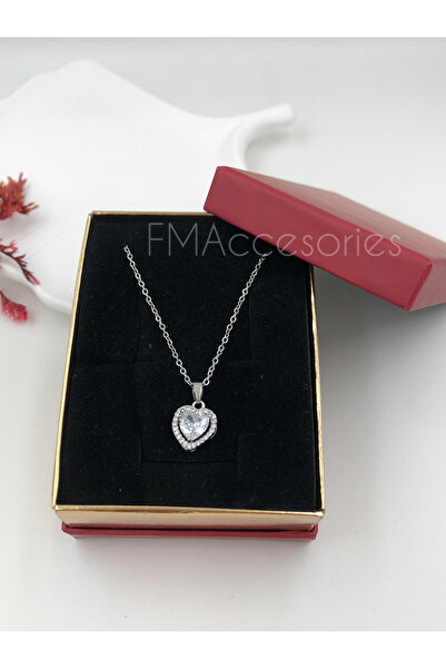fmaccesories قلادة نسائية من الفولاذ المقاوم للصدأ بلون فضي مع حجر على شكل قل...