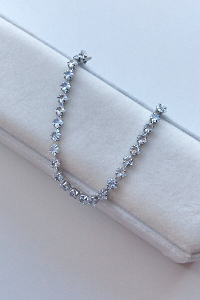 captiva Zirkon Taşlı Kare Kesim 4 mm Işıltılı Su Yolu Bileklik 17 cm +3 cm uzatma