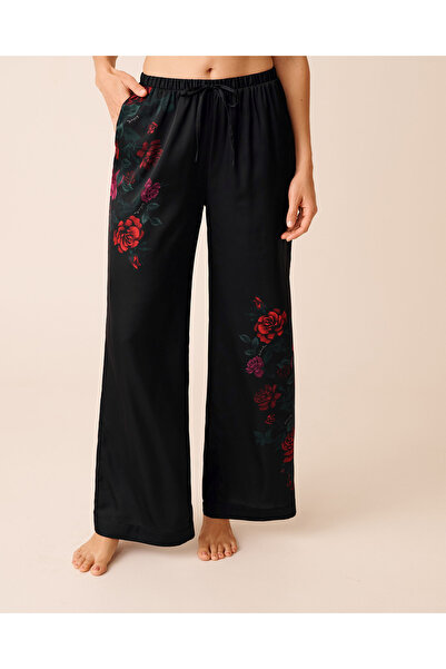 La Vie en Rose بنطلون ساتان بطبعة وردة حمراء
