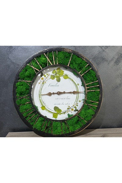 OEM Clock, diameter 40cm, decorated with lichens, text FAMILY