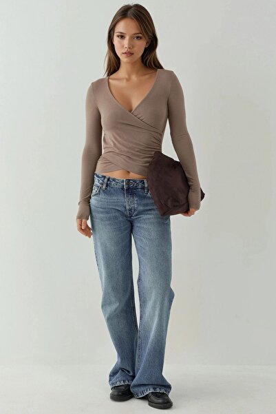 Hiccup Μαλακό μακρυμάνικο μπλουζάκι με λαιμόκοψη σε σχήμα V εφαρμοστό