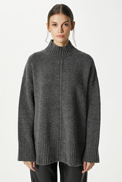 Ritnice Pulover tricotat Wonder Soft guler ridicat Antracit cu fantă supradimensionat pentru femei