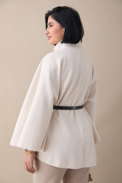 InStyle Антикварний білий короткий плащ з капюшоном