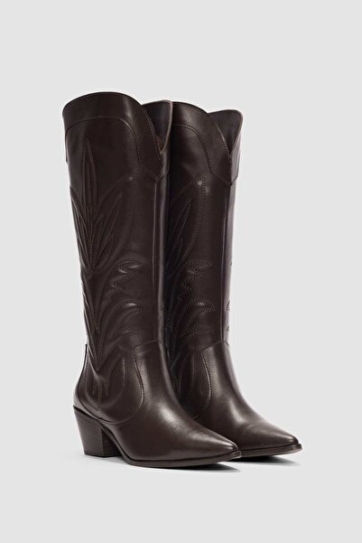 selin shoes Arlina Pointed Toe Embroidered Women's Boots - Brown