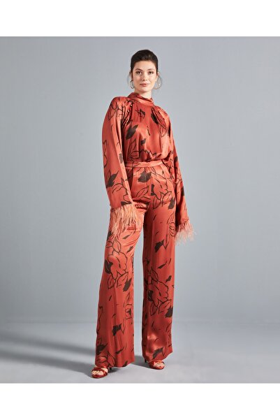 SERPİL Kadın Pantolon Bluz Takım - Otriş Detaylı - Modern ve Şık Tasarım - Öz...
