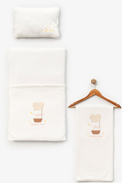 Bebitof Cute Duck in a Basket 3-Piece Fiber-Filled Underlay Set