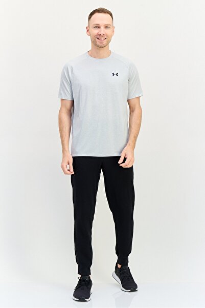 Under Armour Men Loose Fit Short Sleeve Training T-Shirt, Light Grey