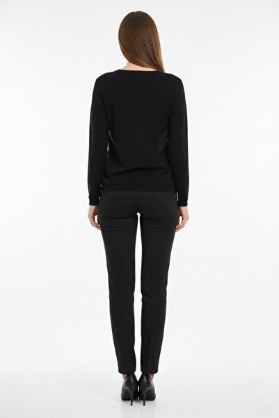 Vedi Women's Sweater 25Kx6024