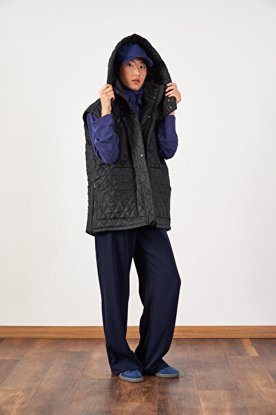 Mevra Wide Fit Quilted Puffer Women's Vest Black