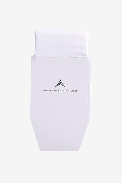 ALTINYILDIZ CLASSICS Men's White 100% Silk Handkerchief