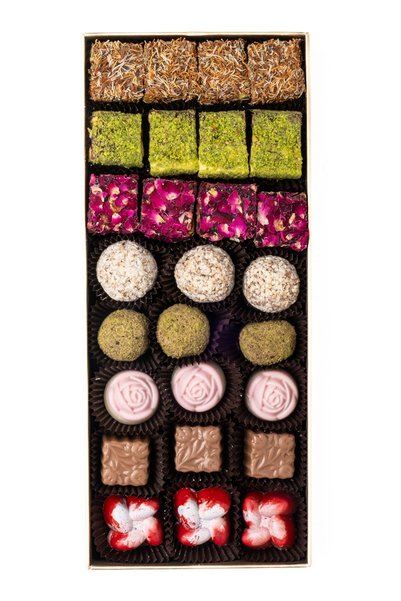 Paşa Dairesi Special Chocolate and Truffles, Pistachio, Rose Covered and Kadayif Covered Turkish Delight