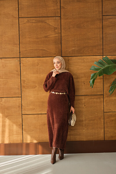 LOCCO Дамски костюм с пола Lotus, кафяв