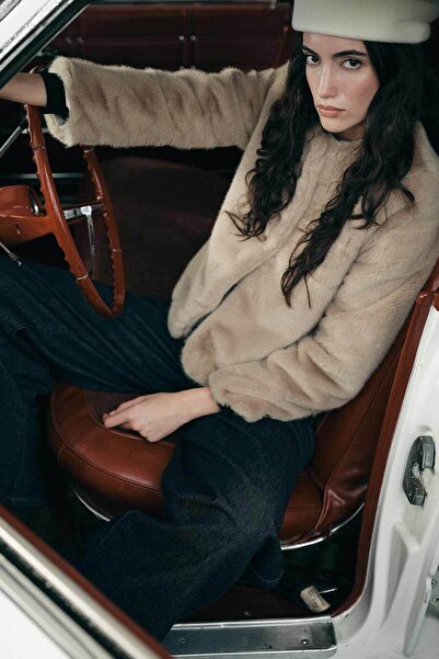 Hooopstore Short Buttoned Plush Mink Coat