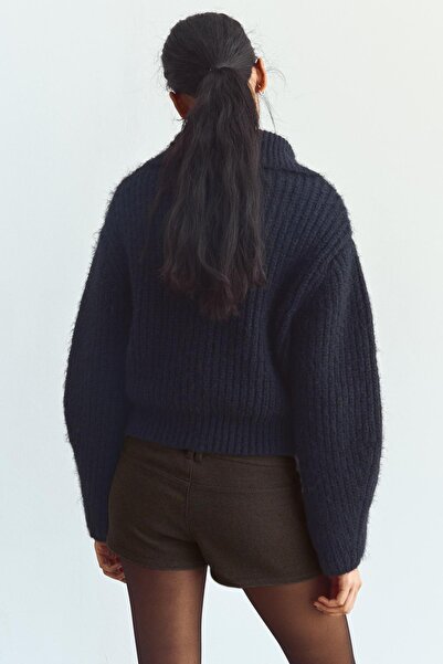 Bershka Yünlü mini şort