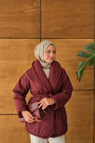 LOCCO Γυναικείο πουπουλένιο παλτό με ζώνη μπορντό