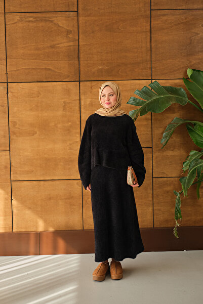 LOCCO Women's Lotus Skirt Suit Black