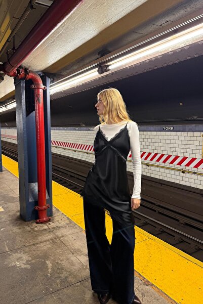 Bershka Asimetrik askılı saten elbise