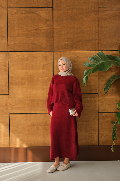 LOCCO Women's Lotus Skirt Suit Burgundy