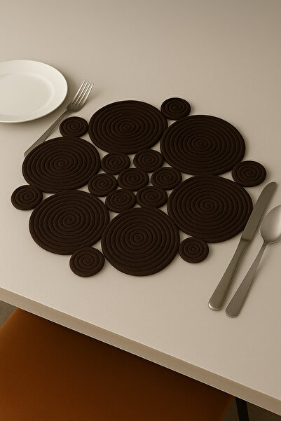 MaVaux Mercury Wicker Jute Round Runner 65X65