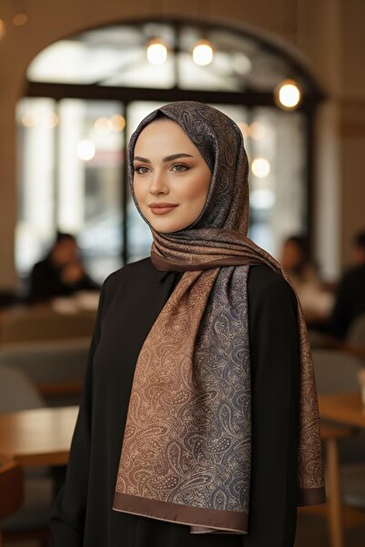 AFVENTE Σάλι από βαμβάκι με μοτίβο Paisley σε μπρονζέ καφέ