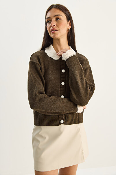 Bianco Lucci Women's Knitted Peter Pan collar Sleeve Detailed Knitwear Cardigan Th251054 60283768