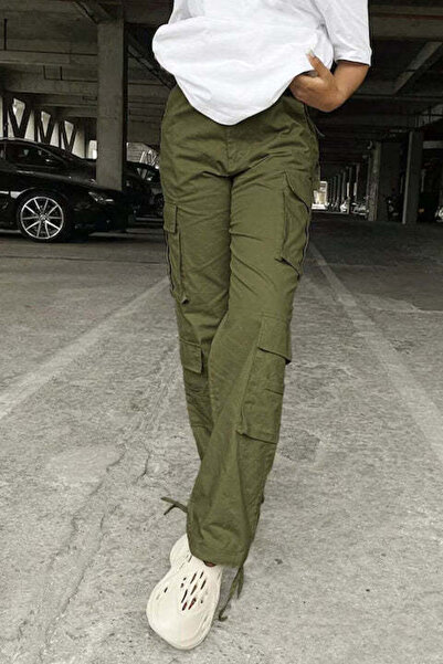 StreetWear Outlet Women's High Waist Cargo Pants, Y2K Style, Multiple Pockets