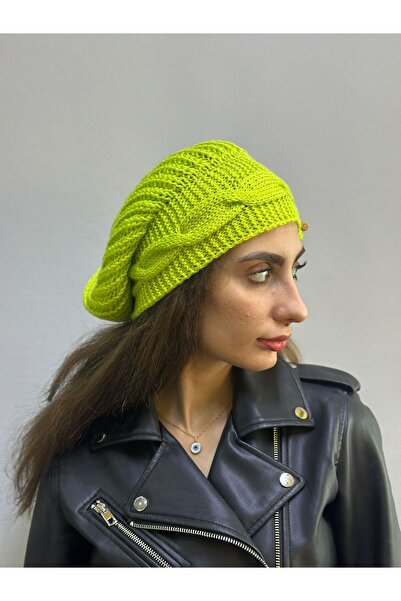Gönülden Tasarım Hand Knitted Shepherd's Buttoned Women's Beanie