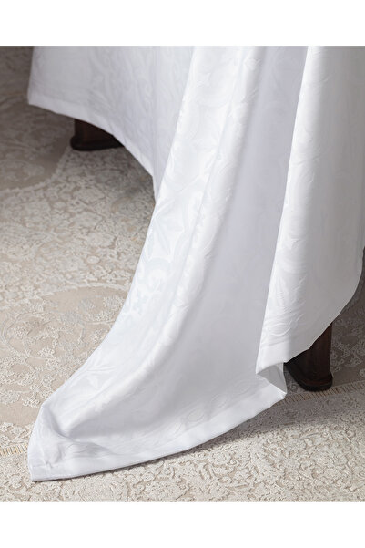 Madame Coco Pradines Tablecloth - White - 160X230 cm