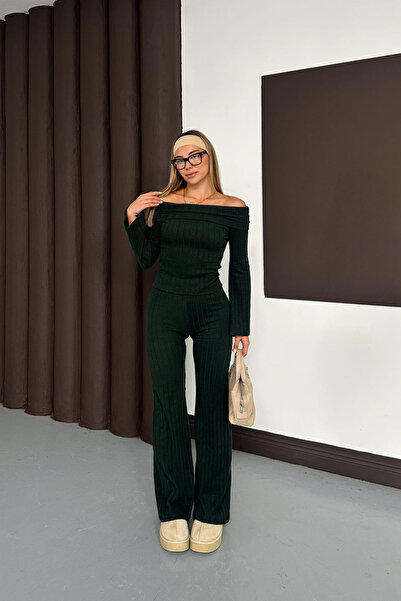 Siner Fashion Women's Green Wide Corded Fabric Madonna Collar Blouse Wide Leg Pants Set
