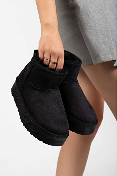 OLA Mini Siyah Süet İçi Kürklü Kalın Taban Kadın Bot