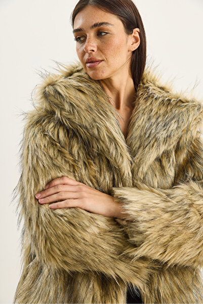 Bianco Lucci Women's Wide Collar Lined Short Premium Faux Fur Coat 2770 60261574