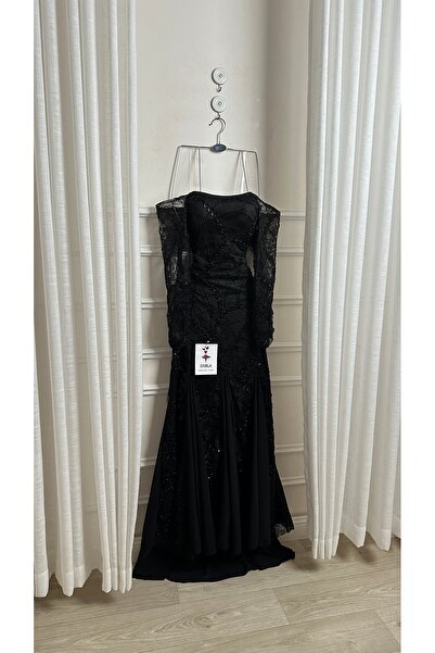 Onila luxurious lace dress