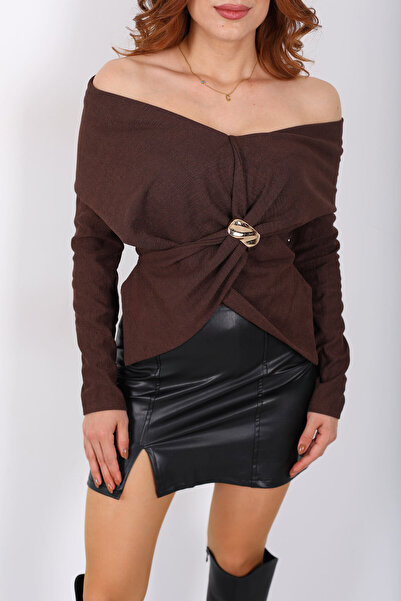 HARMONY GLOBAL Γυναικεία μπλούζα με αγκράφα Madonna Shawl Collar Brown Ottoman – Ασύμμετρη κοπή, Γυναικείο τοπ με μπρόσο 387