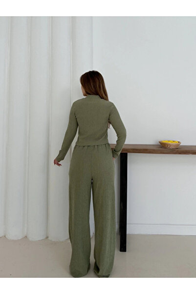 Butik Women's High-Neck Knitted Top and Bottom Set