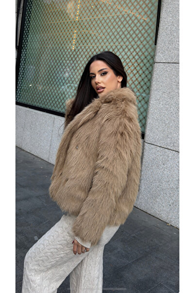 Pretty Organic fur coat