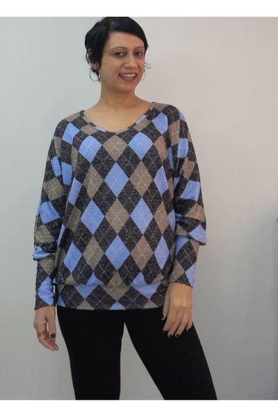 Mertcan Butik Blue Black Latte Plaid Pattern V-Neck Batwing Sleeve Winter Knitwear T-Shirt