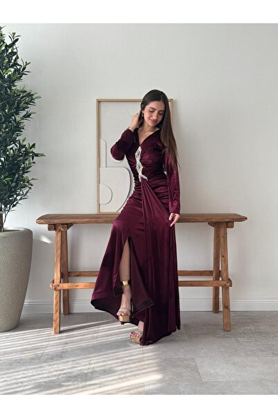 Generic Burgundy evening dress