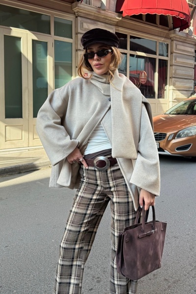 Laluvia Stone Shawl Detailed Coat - 7600