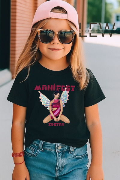 lovver تي شيرت للأطفال من مانيفست وينكس زينيب أكتاي بتصميم خاص مكتوب عليه زوك...