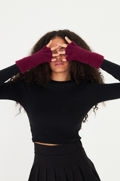 OX-RA Burgundy Plush Soft Textured Short Finger Gloves