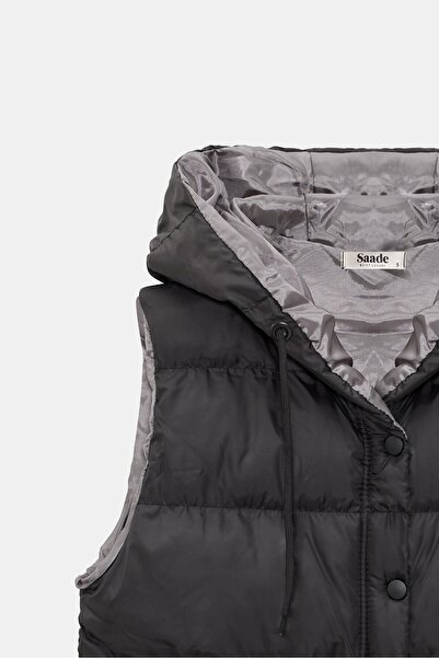 Saade Hooded Relax Fit Long Inflatable Vest with Pockets - Snap Fasteners