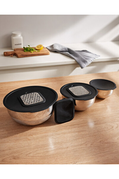 Gökdil 3-Piece Stainless Steel Mixing Bowl Set with Grater Attachment