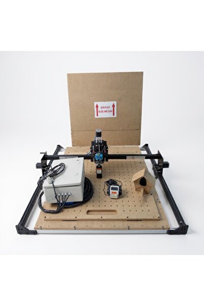 zetcarve E-SaT M5 MODEL MASAÜSTÜ CNC ROUTER + 20 WAT OPTİK GÜÇTE LAZER 2'Sİ 1 ARADA MAKİNE TAŞINABİLİR